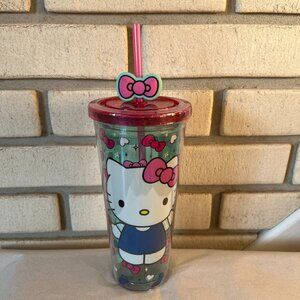 Sanrio Hello Kitty 24 oz Blue Outfit Plastic Tumbler W/ Pink Bow Straw, New